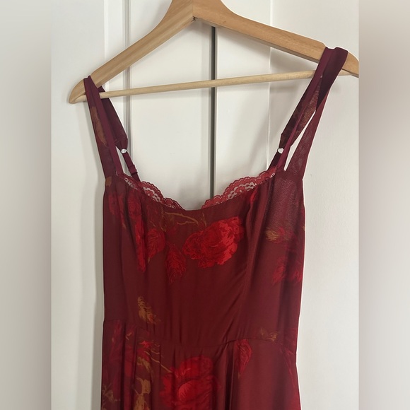 NEW Reformation Irisa Midi Dress Barcelona Border Red Floral Lace | size 6 - Picture 8 of 13